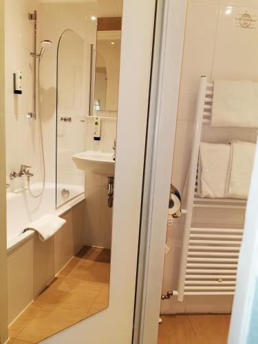 Hotel Altmünchen Room Type - Double Room