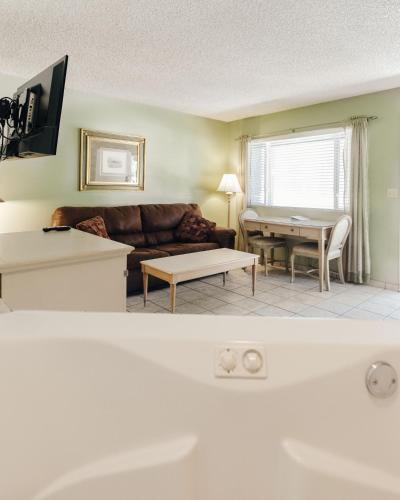 King Suite with Spa Bath