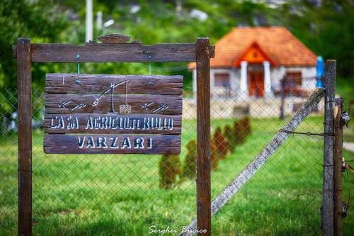 . Casa Agricultorului Varzari