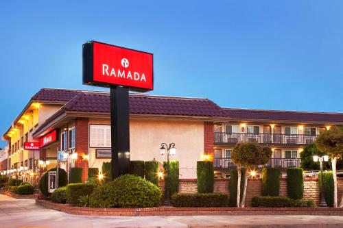 Ramada by Wyndham Pasadena - image 10