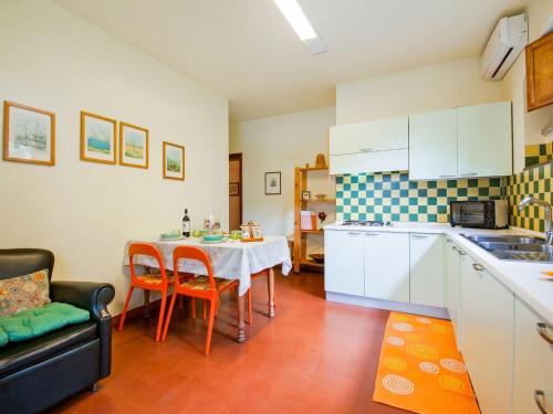 Splendid holiday home in Altopascio with garden gîte à louer Altopascio