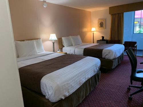 Red Carpet Inn and Suites Ebensburg