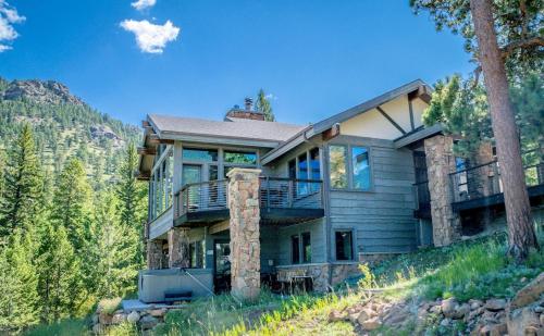 Hyler Mountain Lodge Home - image 11