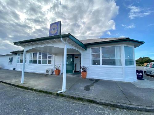 Hokitika Pioneer Hotel