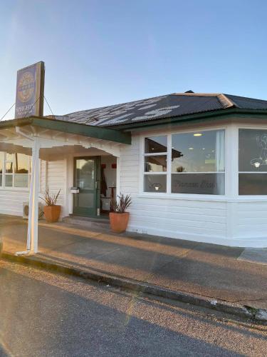 Hokitika Pioneer Hotel - Hokitika