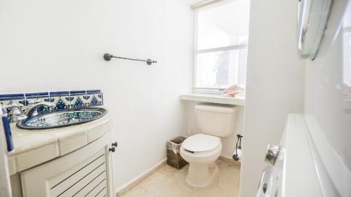 Two-Bedroom Apartment image 7