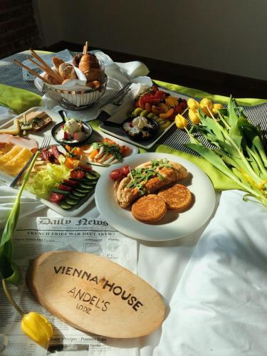 Vienna House by Wyndham Andel's Lodz