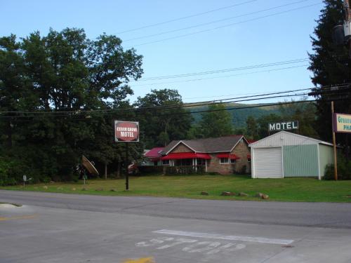 . Cedar Grove Motel