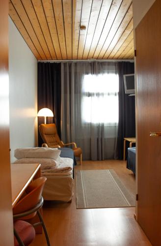Hotelli Peltohovi - main image