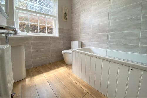 Delf Stream, close to town with lovely sunny terrace, Sandwich (Foto 8)