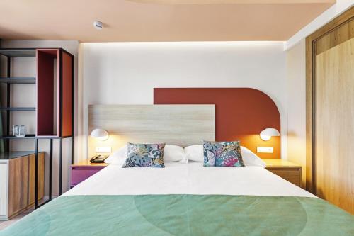 Hotel Riu Concordia - image 9