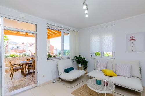 Adriatic Sunny Apartments