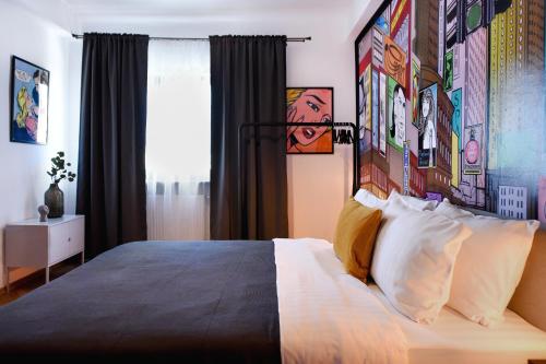 THE POP ART Experience Central Studio - Homey Residence