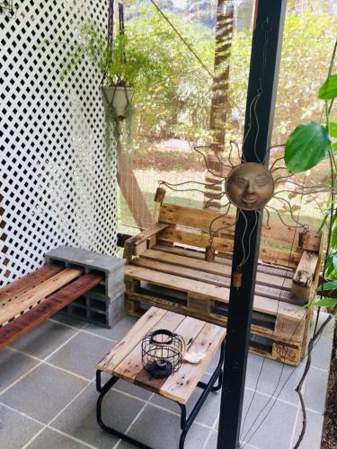 balkon/terras, Fare Haurevaiti Moorea in Paopao