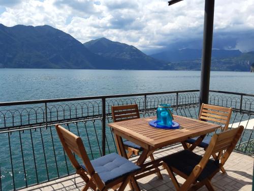  FIDES ON THE LAKE, Pension in Marone