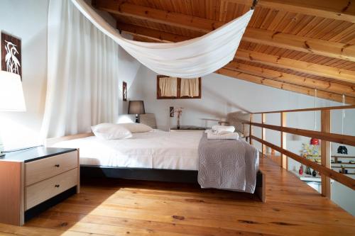 Psamathi Living & Taste in Akrotiri