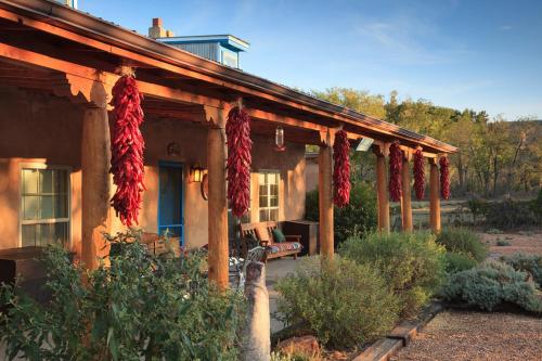 Casa Escondida Bed & Breakfast - image 4