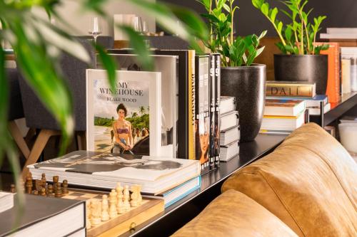 Mosaic House Design Hotel - image 2