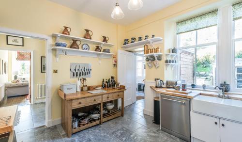 Konyha, The Old Manse, Loch Ness (highland-escape) in Lochend