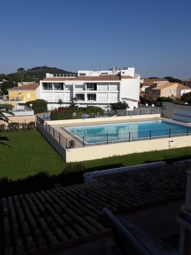 Chambres d'Hotes NATURISTE, Village Naturiste Cap d'Agde, Draps, Serviette, Cafe, Menage inclus en f in Agde