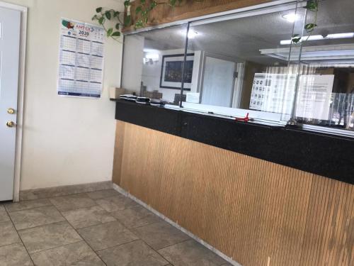 Lone Star Inn – Carrollton, TX