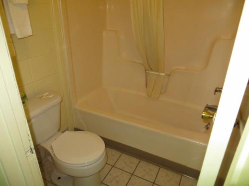 Budget Inn - Saint Robert