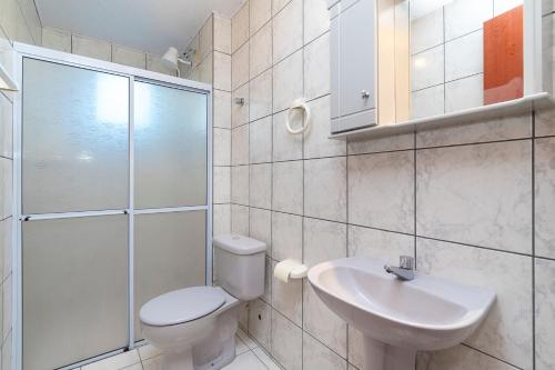 Aluguel de Apartamento 3 quartos sendo 1 suite para 8 pessoas na Praia Bombas