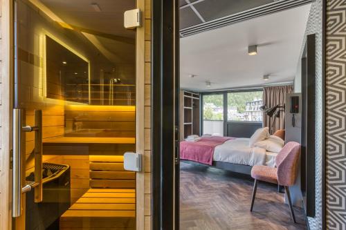 1 double bed