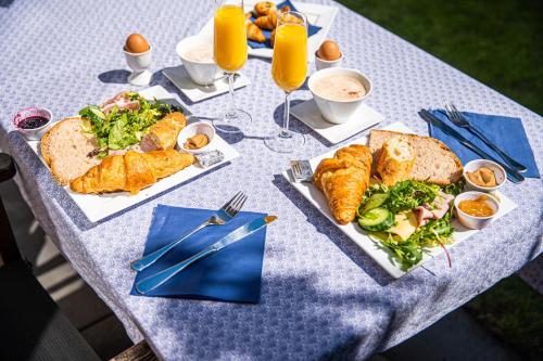 Fred&Breakfast - image 4