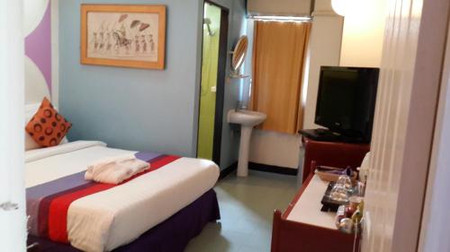 Sawasdee Sukhumvit Inn, Бангкок (фото 3)