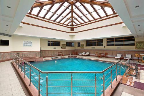 Jaypee Residency Manor - Kyar Kuli Bhatta