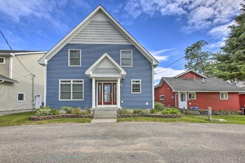 Hike and Ski! Family-Friendly Lake Mitchell Oasis in Cadillac (MI)