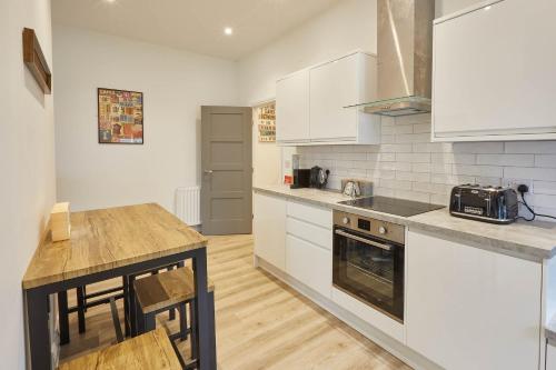 Host & Stay - Cornerhouse Apartments