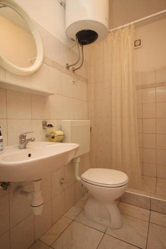 Twin Room Lucica 990b