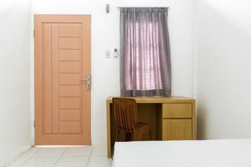 KoolKost Female Syariah near Mitra Keluarga Hospital Bekasi - Minimum Stay 6 Nights