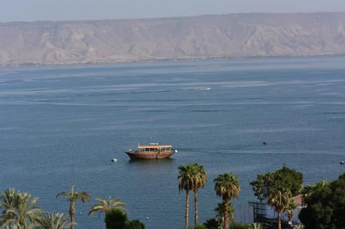 Holiday by Lake Kinneret