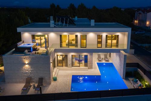 VILLA VM – khách sạn tại Srima