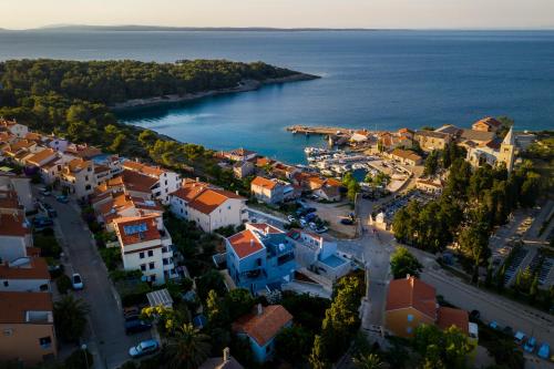 A szálláshely kívülről, Apartment Medea, St. Martin in Mali Losinj Városközpont