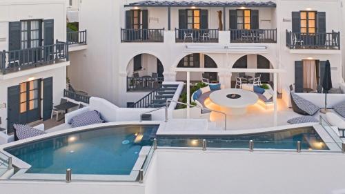 Parian Boutique Hotel - image 5