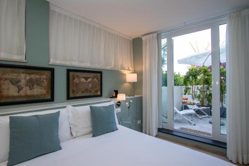 Have, Blu Hotel in Lavagna
