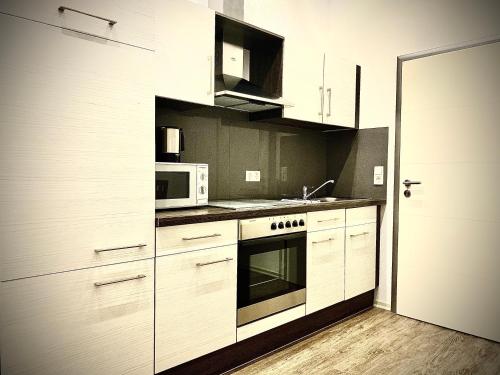 Dilger Apartments 5