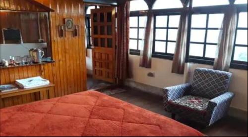 Tip Top Gujarati House photo