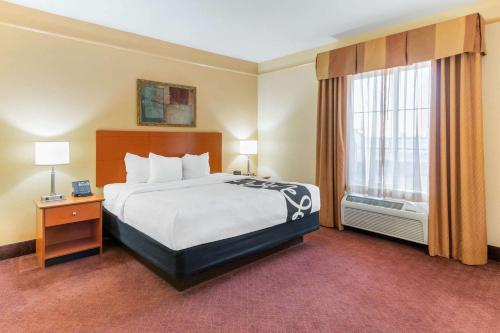 Sleeps 5