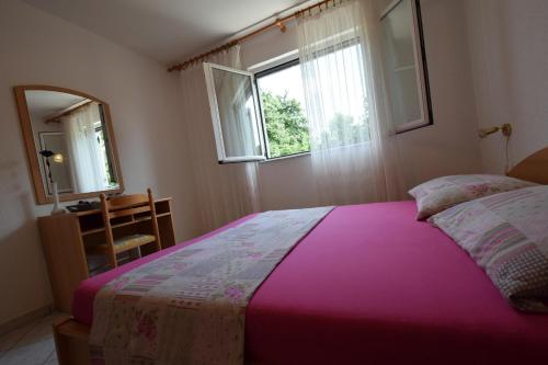 Apartment Sunny 1 - image 11