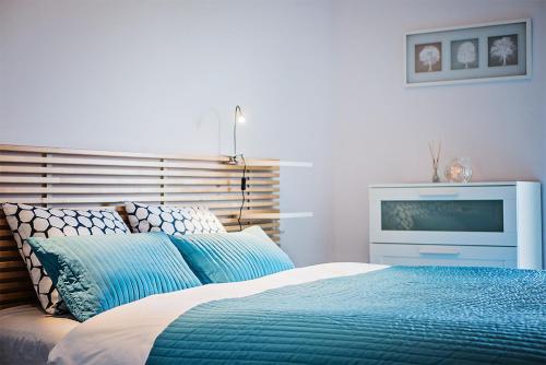 Apartamenty Homely Place Serce Poznania - Stary Rynek - Parking - Apartment - Poznań