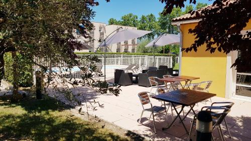 ibis Manosque Cadarache - image 13