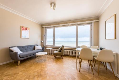 Seaview apartment for 2 in Ostend