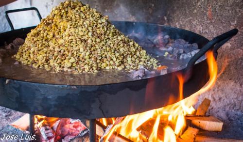 Three-Bedroom House image 4