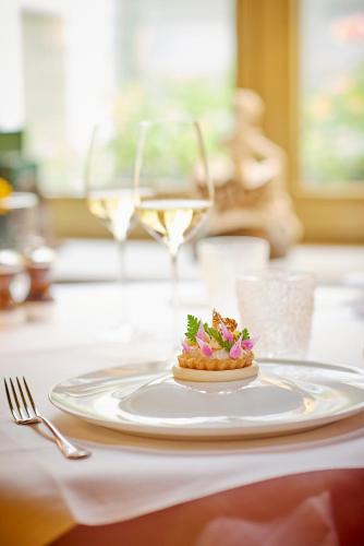 Relais & Châteaux Hotel Heritage - image 2