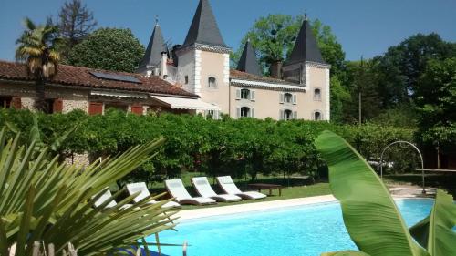 Hotel Logis - Chateau de Beauregard Hotel de charme Saint-Lizier